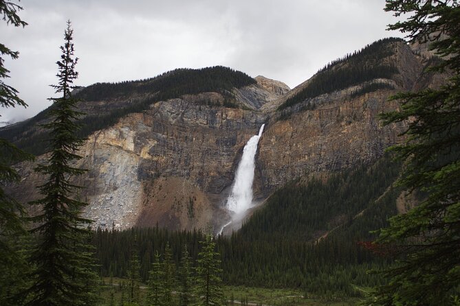 Emerald Lake, Takakkaw Falls & Canadian Rockies Hidden Gems - Kootenay National Park’s “ice and fire” drive, a quick mood setter