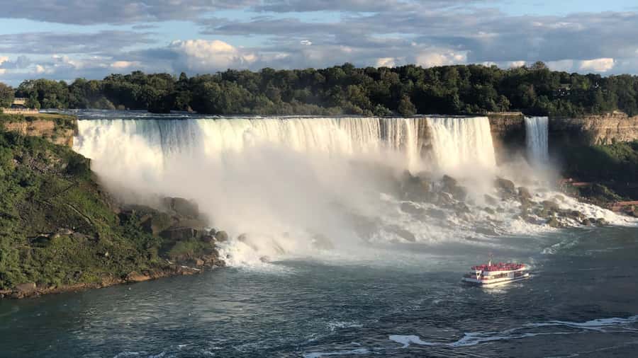 Epic Niagara Falls Private Tour w/ Tower, Journey & Boat - Key Things I’d Book This for