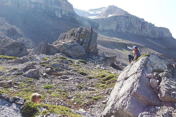 Exclusive Skoki Backcountry Guided Hiking in Lake Louise with Van Shuttle - Lunch with a view: turkey sandwich, fruit, cookie, and water
