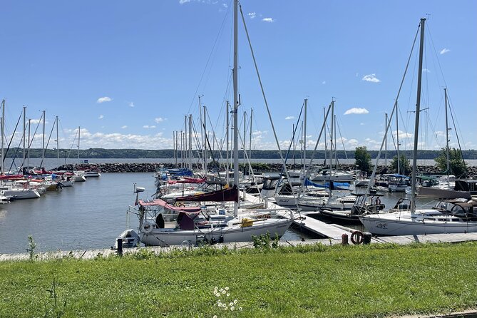 Experience île d'Orléans and the falls with a local guide - The Guide Factor: Why Danielle’s Style Shows Up in the Experience
