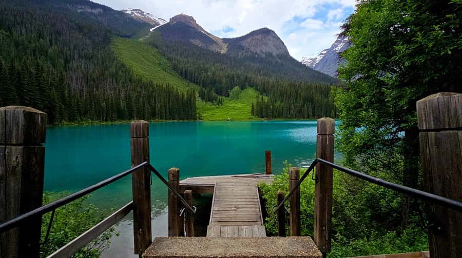 Explore 9 Iconic Banff Spots in 1 Epic Day!(Pax 12/Group) - Lake Louise: The Turquoise Icon With Mountain Drama