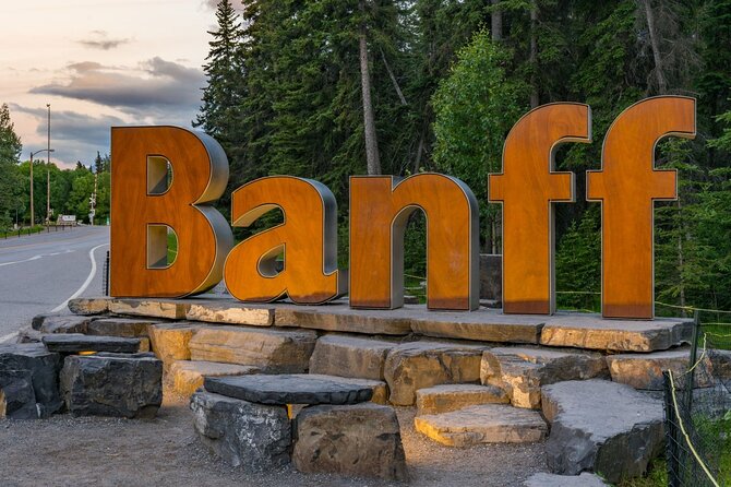 Explore Banff + Wildlife - A Half-Day Wildlife Loop With Real Stop Times