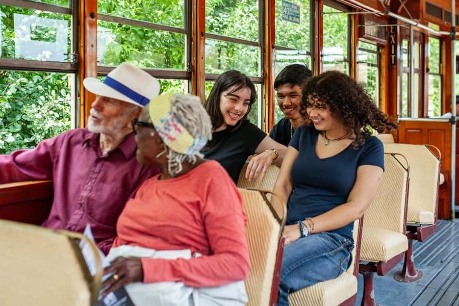 Exporail, the Canadian Railway Museum - Weather and outdoor walking, how to avoid a miserable visit