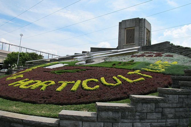 Fall for Niagara Tour - Skylon Tower and Hornblower: the add-ons that can make or break your plan