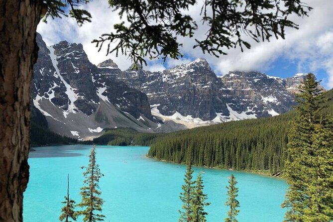 Famous Moraine Lake and Lake Louise Shared Shuttle Tour - A shared shuttle day that makes the Rockies feel doable