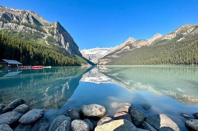 Famous Moraine Lake and Lake Louise Shared Shuttle Tour - Comfort in a shared vehicle, and what “group size” changes