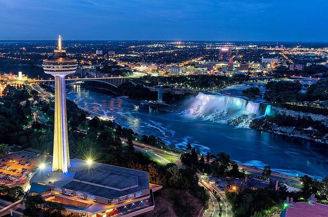Fireworks and Falls Glow Canada Walking Tour and Skylon Tower - Group size and pacing: what a cap of 25 means for your night
