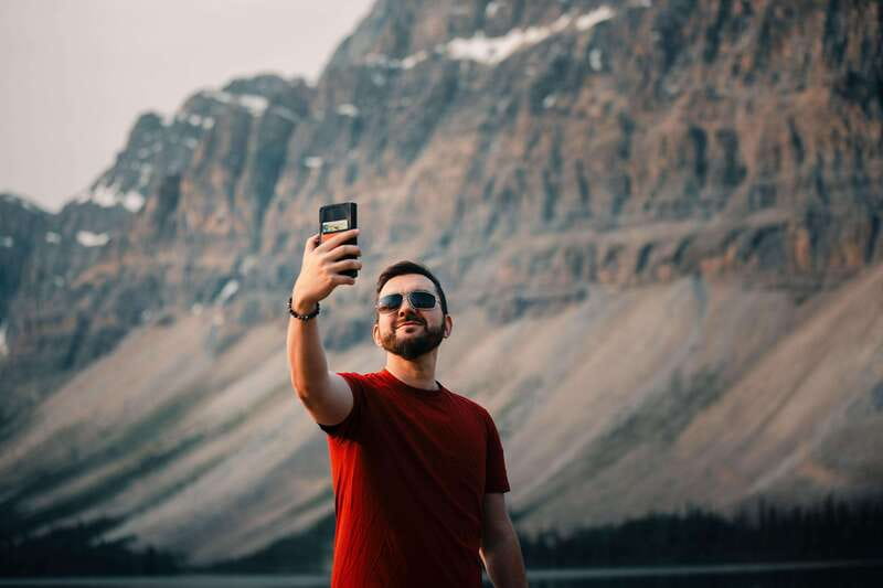 From Banff: Athabasca Glacier and Columbia Icefield Day Trip - Banff to the Icefields Parkway: the drive is the warm-up