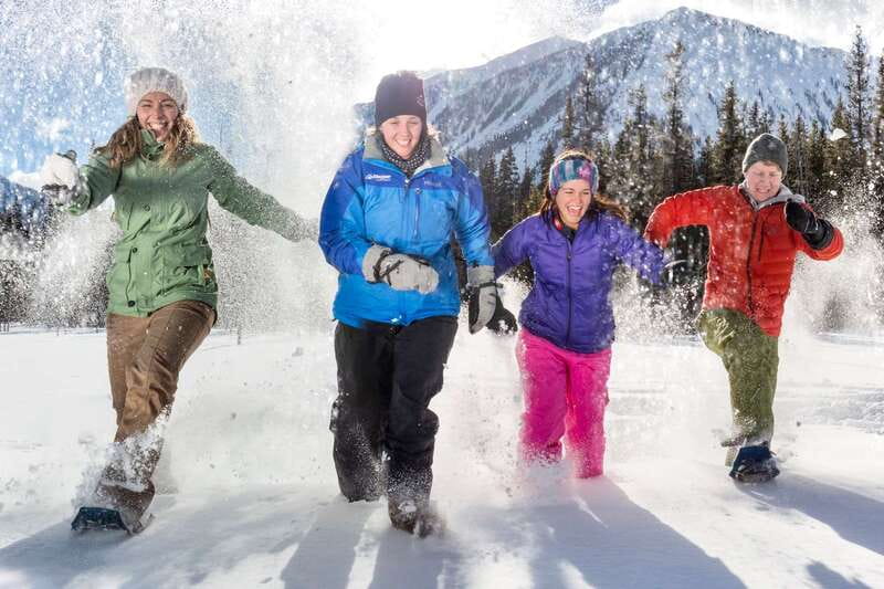 From Banff: Snowshoeing Tour in Kootenay National Park - The easy 3 km snowshoe loop: beginner-friendly in real winter conditions