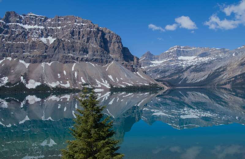 From Calgary/Banff: Columbia Icefield Glacier Full-Day Trip - Peyto Lake: 30 minutes for the viewpoint and a short hike feel