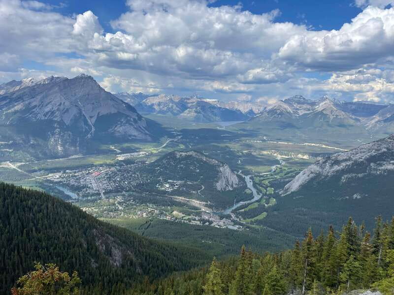 From Calgary: Banff, Moraine Lake and Lake Louise Tour - Hoodoo Trail valley stop, when you want a breather