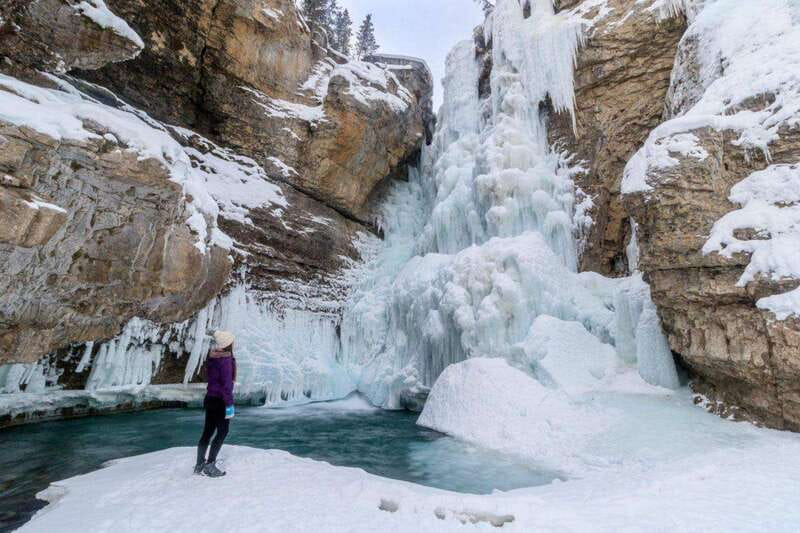 From Calgary: Banff, Moraine Lake and Lake Louise Tour - Van comfort, safety, and how to plan for the ride