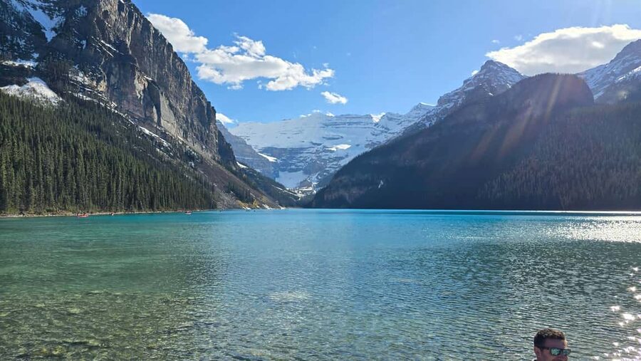From Calgary/Banff: Moraine Lake & Lake Louise Half-Day Tour - Moraine Lake: Valley of the Ten Peaks and Access Without a Parking Fight