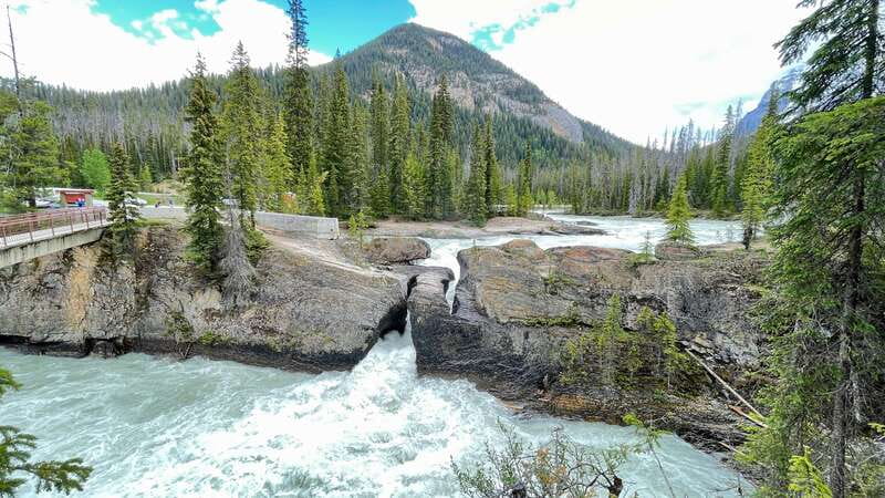 From Calgary: Banff & Yoho National Parks Private Day Tour - Private group logistics: the comfort factor that changes the whole day