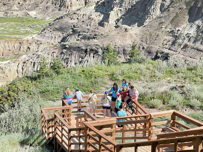 From Calgary: Canadian Badlands Private Geological Tour - Royal Tyrrell Museum: Where the Fossils Take Over the Day