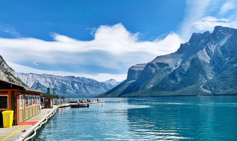 From Calgary: Private Lake Louise and Banff Day Trip - Banff town stop, plus Bow Falls and Surprise Corner views