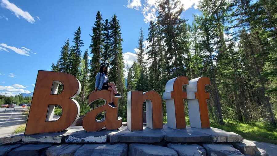 From Calgary to Banff: Day Trip with Wolfdog Sanctuary Visit - A Small-Group Rockies Day From Calgary, with Convenient Pickup