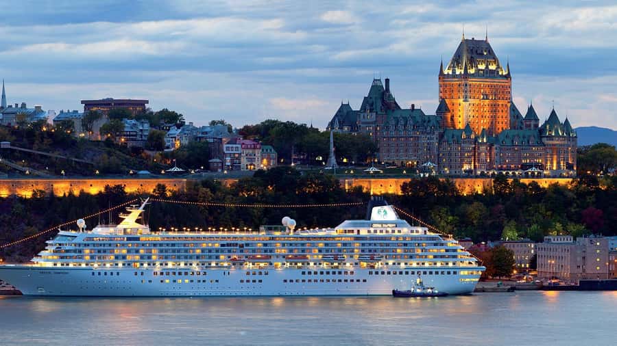 From Montreal: Full-Day Tour of Quebec City with Cruise - From Montreal to Quebec City, the coach ride sets your rhythm