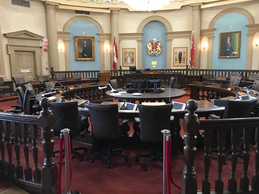From Montreal: Kingston City Day Trip & 1000 Island Cruise - The 1000 Islands cruise on the Saint Lawrence, Boldt Castle and the shortest bridge
