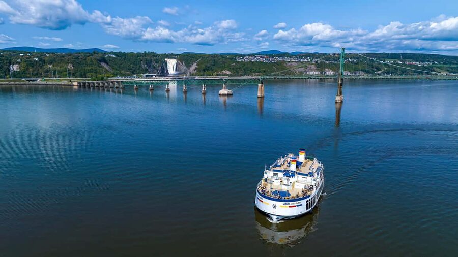 From Montréal: Québec City, River Cruise & Montmorency Falls - Old Québec by Walking Tour: Getting Your Bearings Fast