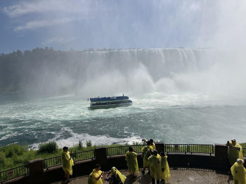 From Niagara Falls Canada Tour Boat, Lunch, Journey, Skylon - Niagara Falls area break plus scenic drive: what the drive adds