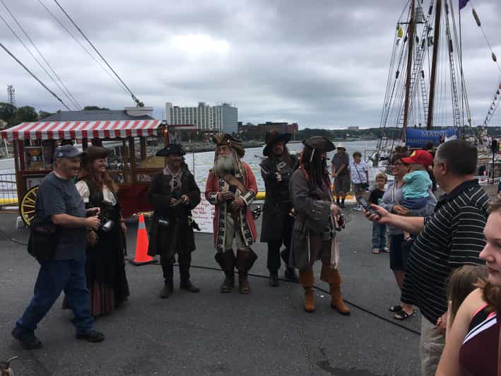 From Sydney, Canada: Walking Tour of Louisbourg Fortress - Who This Tour Is Best For