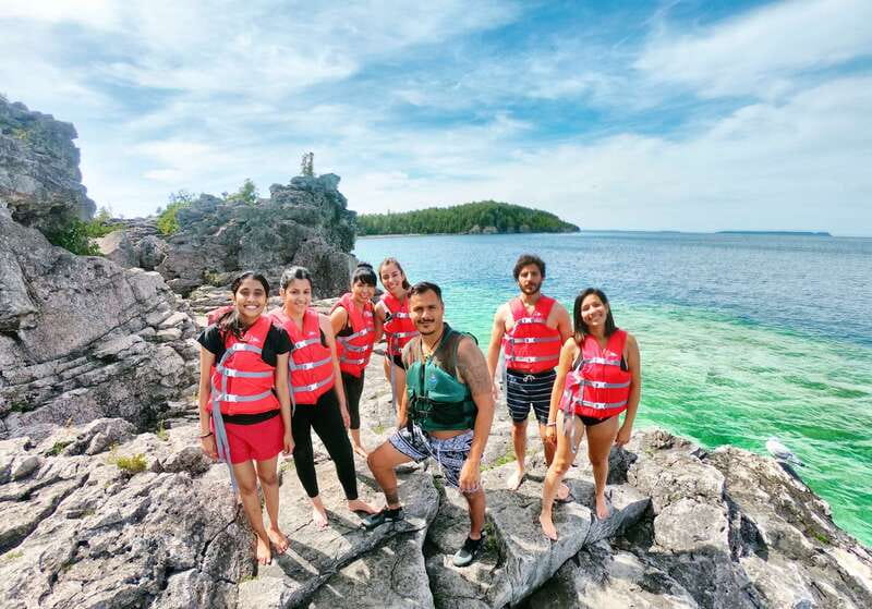From Toronto: Bruce Peninsula Guided Hiking Day Trip - Hiking to park features: walking that connects the dots