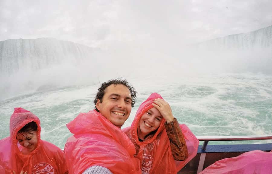 From Toronto: Niagara Falls Tour + Boat Ride and/or Journey - Maple Trail at Maple Leaf Place: the tasting stop you will actually remember