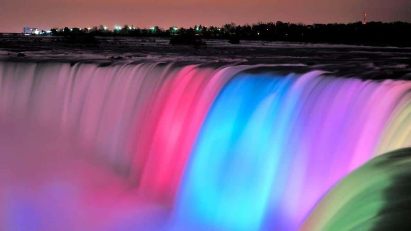 From Toronto: Niagara Falls Tour with Journey & Dinner - Table Rock House Restaurant dinner stop: plan your appetite