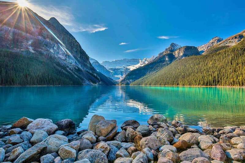 From Vancouver:4-Day Columbia Icefield & Banff National Park - Day 1: Vancouver to Kelowna, VQA Wine, and an Okanagan-to-Rockies Transition