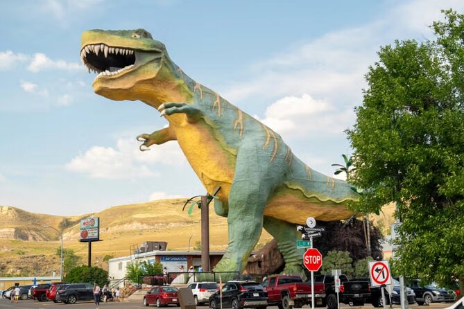Full Day Drumheller Tour from Calgary by Coach - The Hoodoos: easy viewing, great photos, and geology lessons