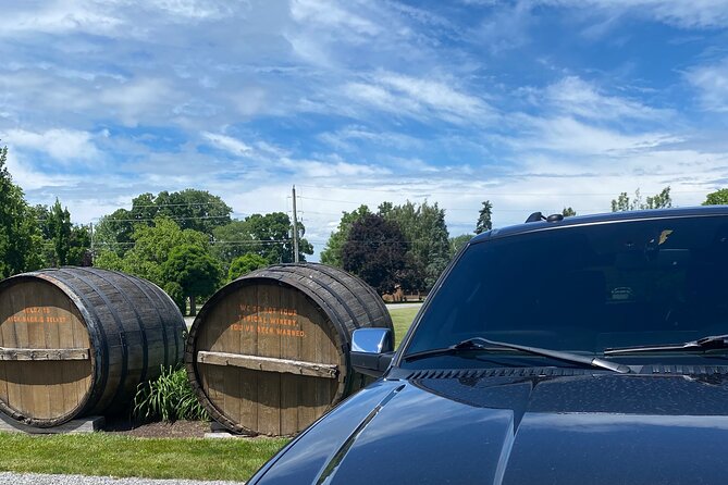 Full-Day Group Wine Tour (with cheese and charcuterie) in Niagara-on-the-Lake - Niagara-on-the-Lake wine day, without the headache