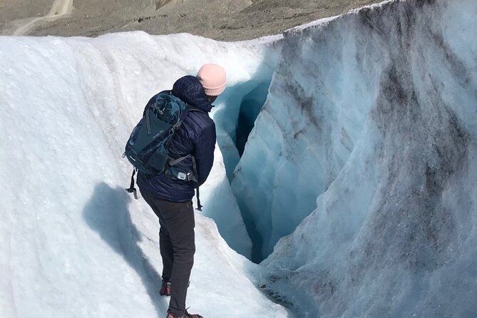 Full Day Guided Glacier Hike on The Athabasca with IceWalks - Lunch on shattered ice: what to pack and how to stay warm