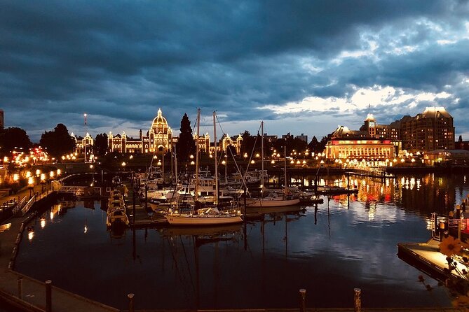 Ghostly Walking Tour in Victoria - Stops and pacing: easy walking, but plan for a few moments in enclosed spaces