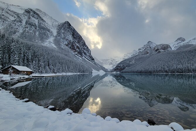 Glaciers, Mountains & Lakes - From Calgary to Banff, a 10 to 11 hour overview that actually fits