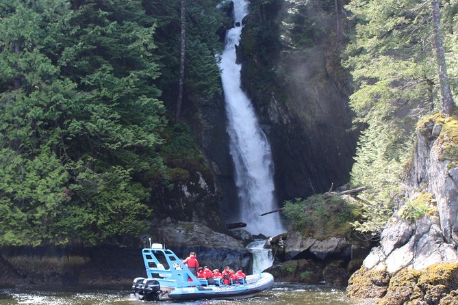 Granite Falls Zodiac Tour by Vancouver Water Adventures - Siwash Rock and Lions Gate Bridge: short stops, big payoff
