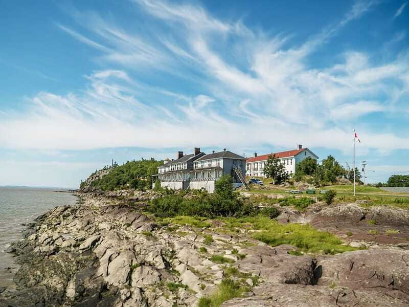 Grosse-Île: Irish Immigrant Memorial Cruise & Tour - Costumed characters: how the past becomes easier to follow