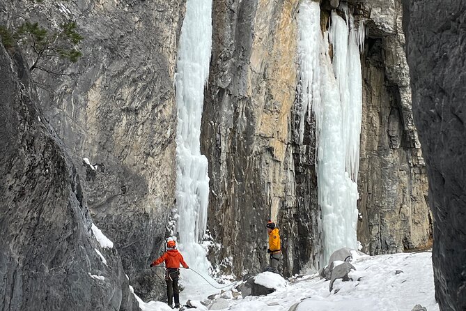 Grotto Canyon Majestic Ice Walk tour from Banff, Calgary, Canmore - The guide makes it: Habib’s local stops and photo-friendly moments
