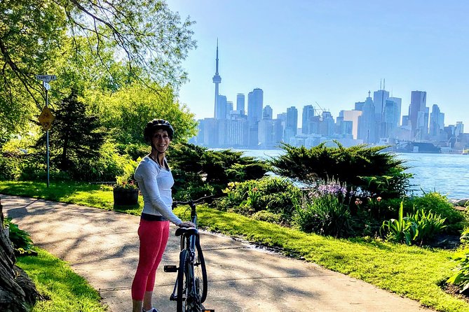 Guided Bicycle Tour - Toronto Waterfront, Island and Distillery - Bikes, comfort, and who this tour fits best