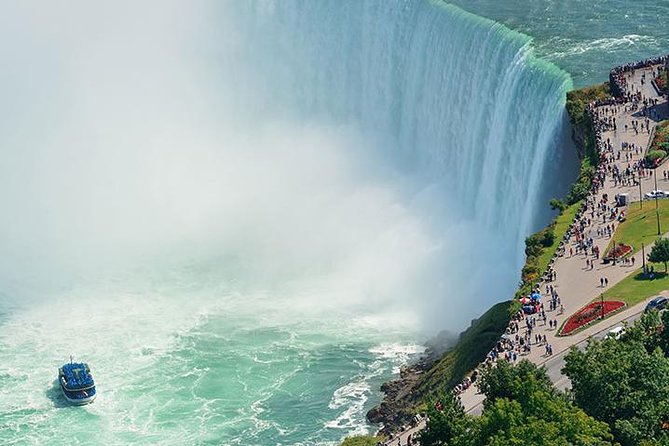Guided Day Tour to Niagara Falls from Toronto with Boat & Lunch - Morning pickup and the coach ride: plan like it’s a big-day road trip