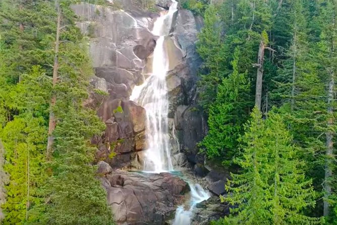 Guided Sightseeing Tour in Vancouver, Shannon Falls and Whistler - Stanley Park, Horseshoe Bay, and Hollywood North Trivia