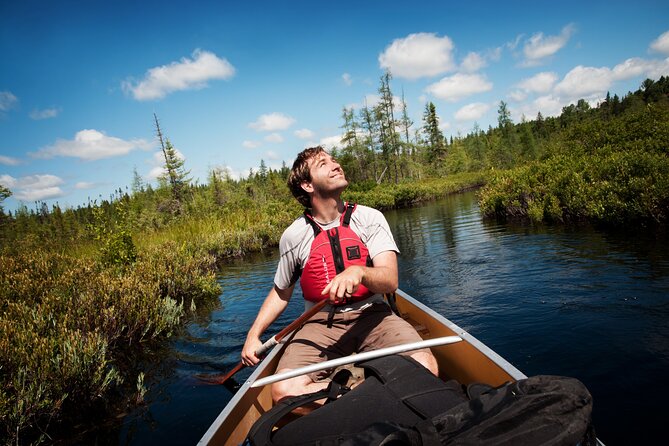 Guided Tours Algonquin Park - Starting in Dwight: How the Day Gets Organized at the Meeting Point