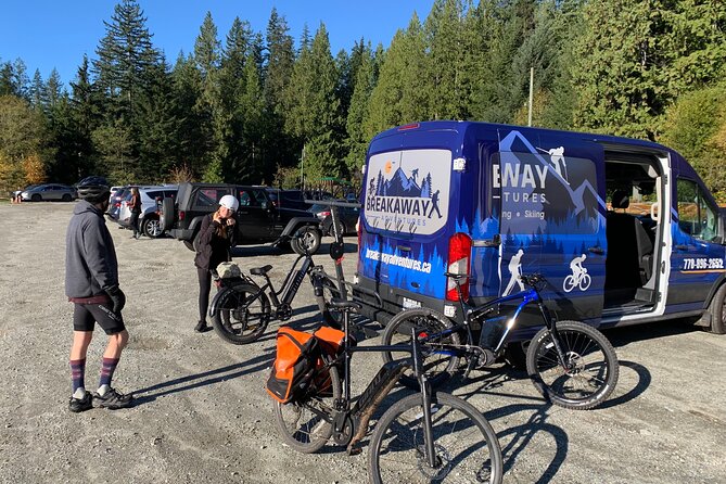 Half-day Hike and Bike Tour in Vancouver - Lunch and extra green time (what might be included)