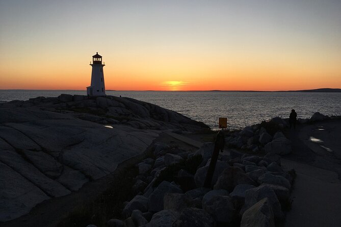 Half Day Small Group Tour in Peggy's Cove and Titanic Cemetery - Price and value: what you get for $79.98