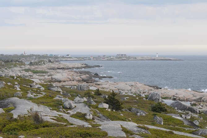 Half Day Small Group Tour in Peggy's Cove and Titanic Cemetery - Timing, weather, and what to pack