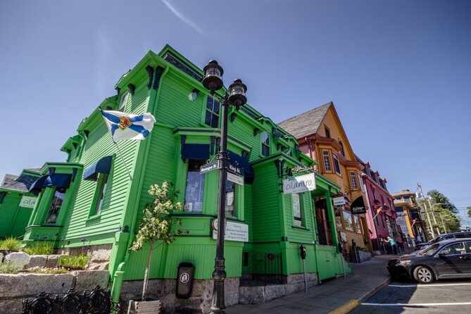Half-Day Small-Group Tour of Nova Scotia's South Shore - Peggy’s Cove lighthouse hour: how to enjoy the coast without getting soaked