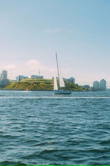 Halifax: Best of Halifax Harbour Tour - Pier 21 Immigration Center Pass-By: Human Stories on the Waterline
