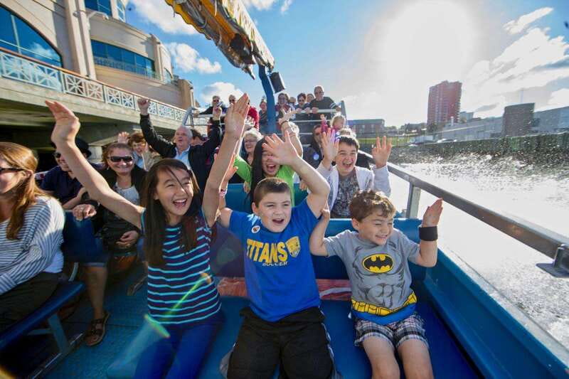 Halifax: Harbour Hopper City & Water Cruise in a Duck Boat - How the Harbour Hopper Works, Land to Sea in One Ride