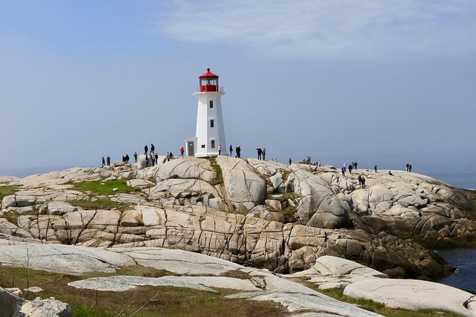 Halifax: Peggy's Cove tour - Two hours at Peggy’s Cove: lighthouse photos, seawall views, and real pacing