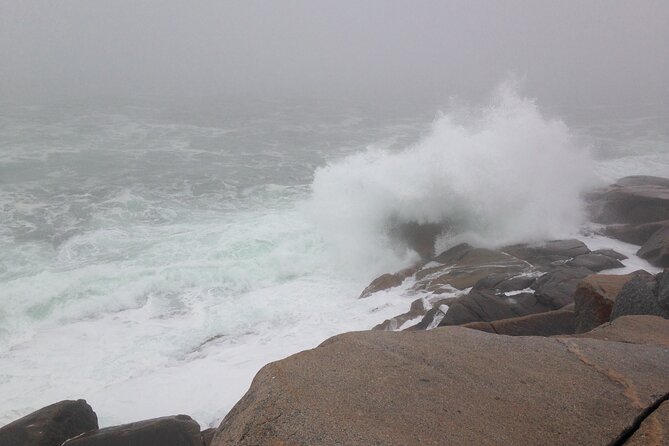 Halifax & Peggys Cove & Coastal - Entering Peggy’s Cove with a full hour to wander